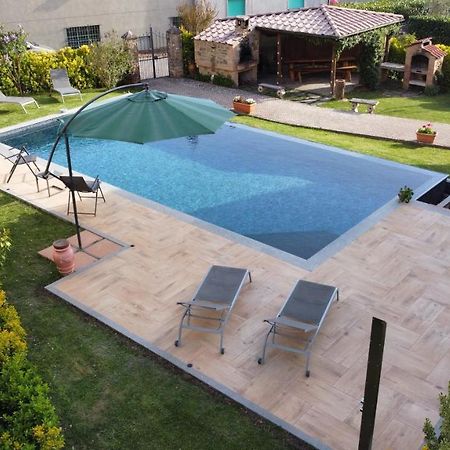 Casa Dani Con Piscina Privata Lägenhet Monticiano Exteriör bild