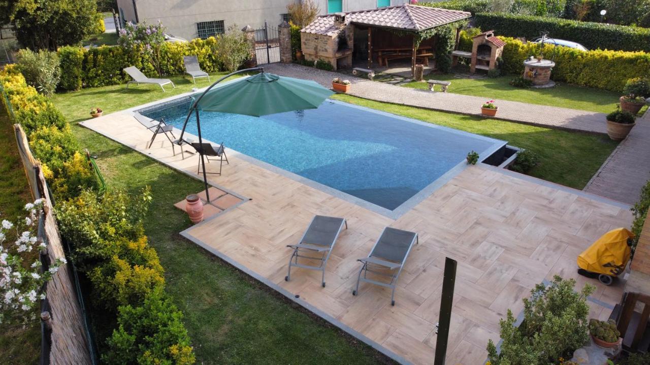 Casa Dani Con Piscina Privata Lägenhet Monticiano Exteriör bild