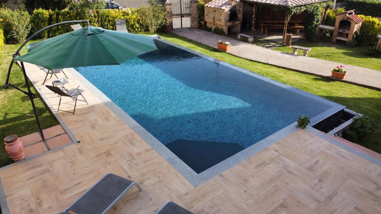 Casa Dani Con Piscina Privata Lägenhet Monticiano Exteriör bild